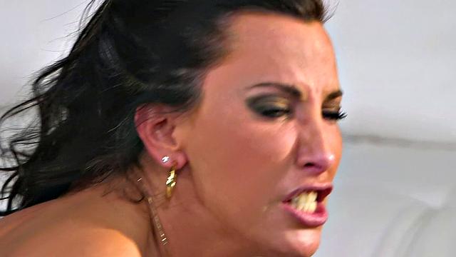 Lezzie Lezley gets naughty with her pussy and tongue on the sofa