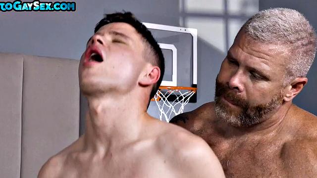 Muscled gay daddy barebacks stepson for not cleaning room