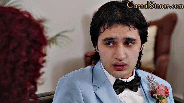 Big ass cougar pounded doggy style by stud lover