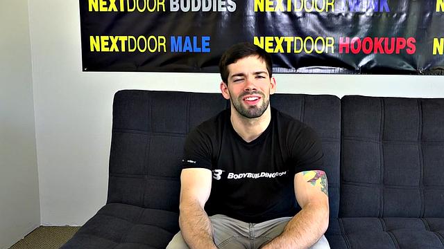 Muscular inked solo amateur masturbates on casting couch