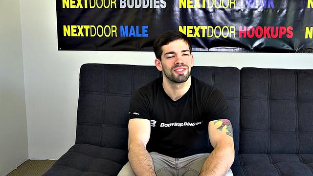 Muscular inked solo amateur masturbates on casting couch