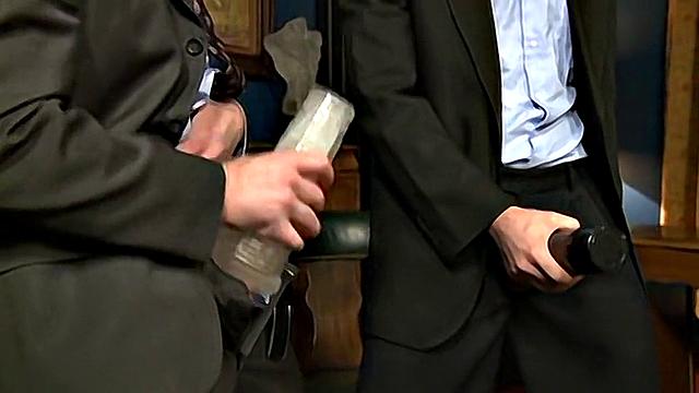 Вечеринка с игрушками Fleshlight - Тревор Найт, Рич Келли и Сет Робертс
