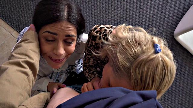 Watch this Colombian threesome with tattooed Colombian babes & fake Telenovela in reverse cowgirl action