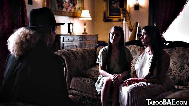 Cockhungry babes sharing guy in 3some