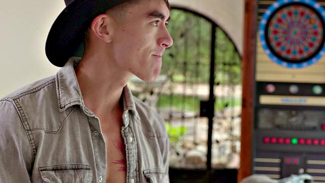 NextDoorStudios: You're On!, Winner Gets Blowjob!