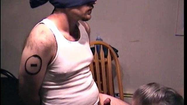 Сет стонет от страстного римминга и горячего минета