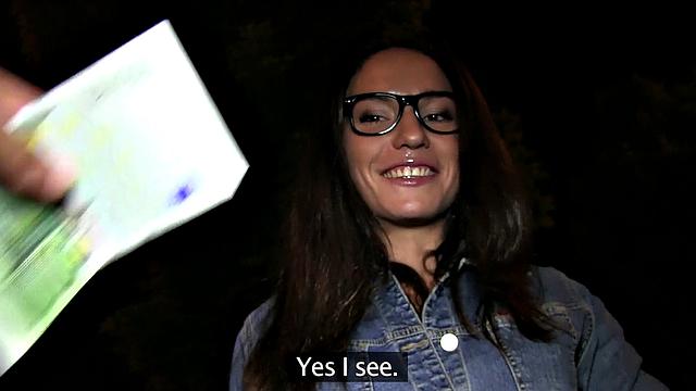 Watch this tattooed babe spread her legs for an outdoor fuckfest