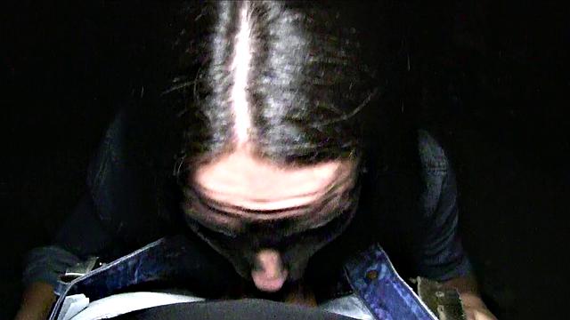 Watch this tattooed babe spread her legs for an outdoor fuckfest