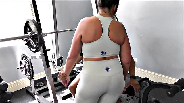 Squirting Pawg Milf Stepsons Friend From College