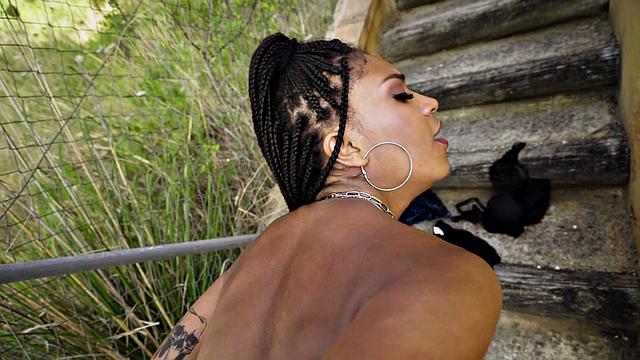 Huge Ebony Boobs Swinging