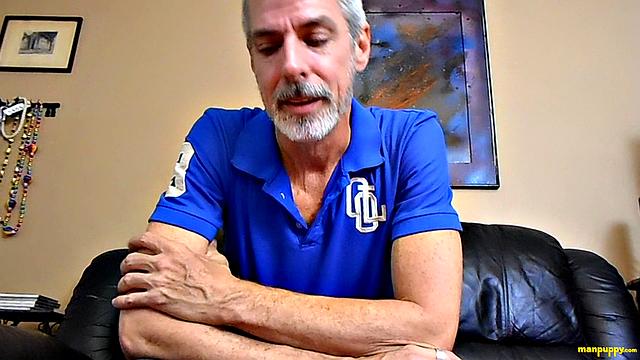 Dominant daddy giant Richard Lennox takes control in intense gay power play