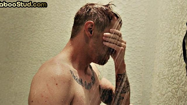 Kinky stepbrother barebacks stud and cums in sex