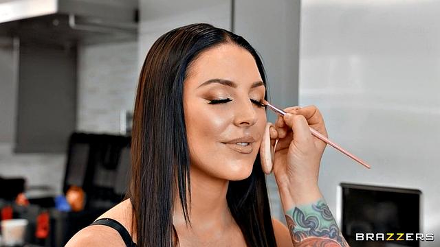 ZZ Hookups: Angela and Kate