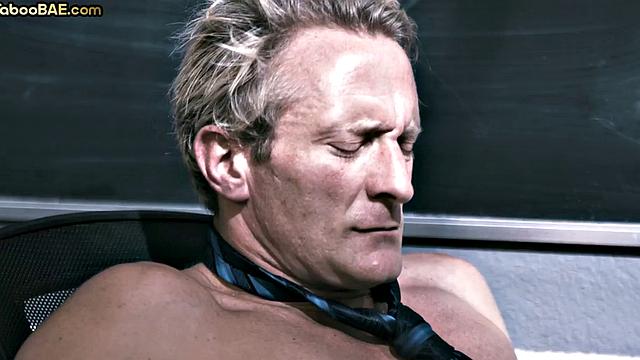 Inked College Bae gets pussybanged by teacher after sloppy BJ