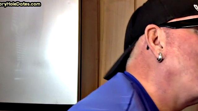 Gloryhole amateur gay sucks pecker in closeup