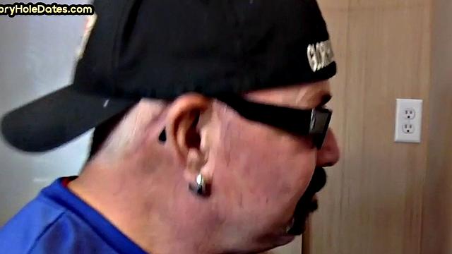 Gloryhole amateur gay sucks pecker in closeup