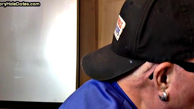 Gloryhole amateur gay sucks pecker in closeup