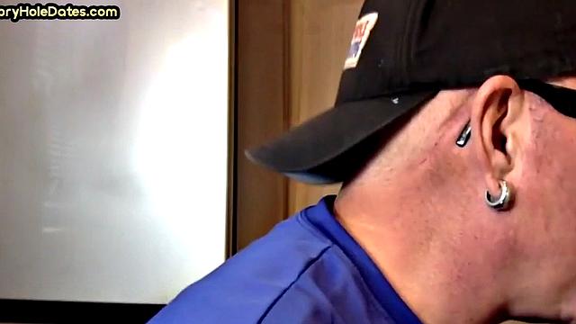 Gloryhole amateur gay sucks pecker in closeup