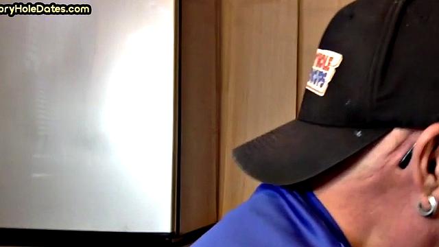 Gloryhole amateur gay sucks pecker in closeup