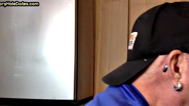 Gloryhole amateur gay sucks pecker in closeup