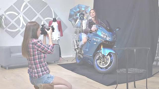 Piss Casting - Wet Photoshoot