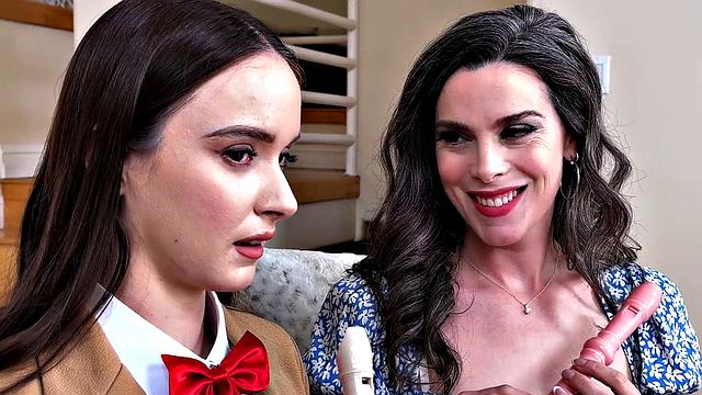 Lesbian Fantasy: My Music Teacher Wants to Fuck Me