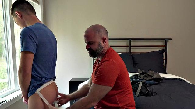 Hairy gaydaddy bottomed by skinny twink