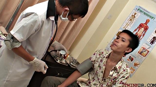 Horny asian doc analfucking patient