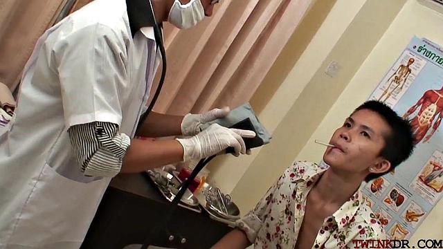 Horny asian doc analfucking patient