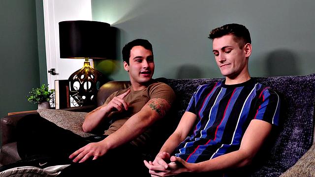 Muscled roommate barebacks twink in dorm duo