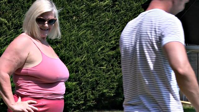 The PoolBoy Hard at Work