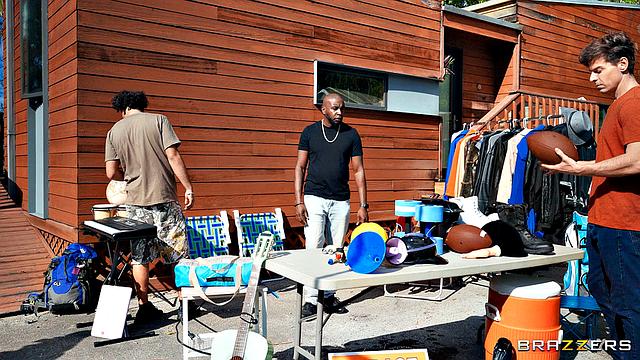 Sweet Deal! Intense Yard Sale Dickdown