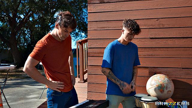 Sweet Deal! Intense Yard Sale Dickdown