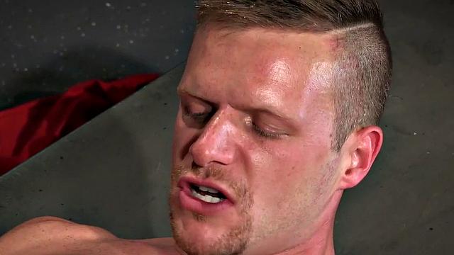 Muscular inked hunk gets frisky with his girlfriend's ass before getting pounded and fisted on the table