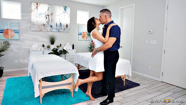 Couple's Happy Ending Massage