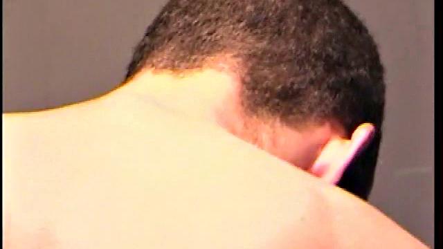 жаркий натурал дрочит на камеру без тормозов