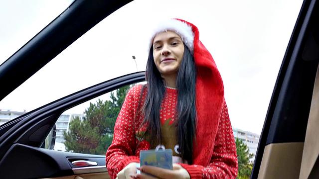 Real pickedup petite babe gets her pussy pounded