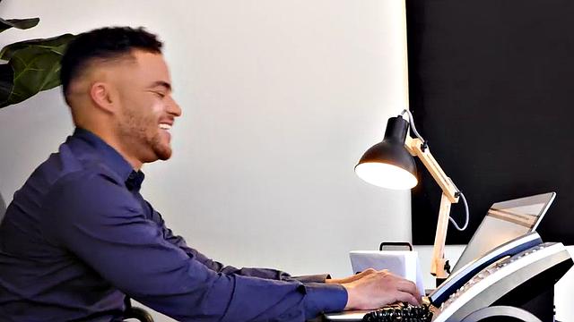 Rimming stud barebacks Black BF in office after rimming