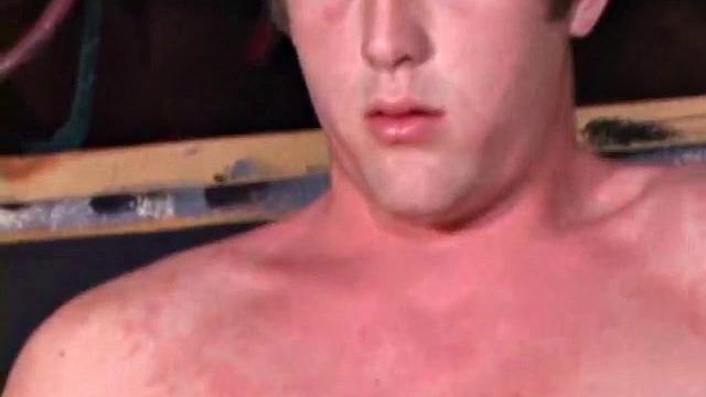 Amateur Zack Jerks Off