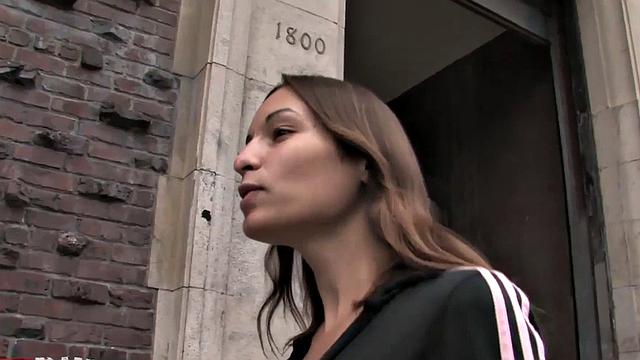 Amber Rayne Drinking Piss, 2 Golden Showers And Sucking Cocks