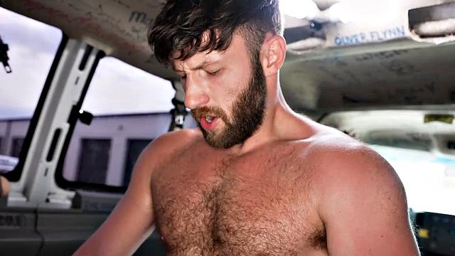 Straight lover pounds hardcore in anal hole in missionary