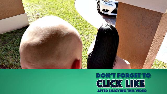 The Teen Queen of Creams