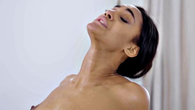 Oiled ebony pounded by masseur in passionate affair