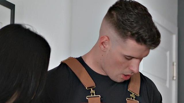 Str8 stud loves hardcore fucking in tight anal