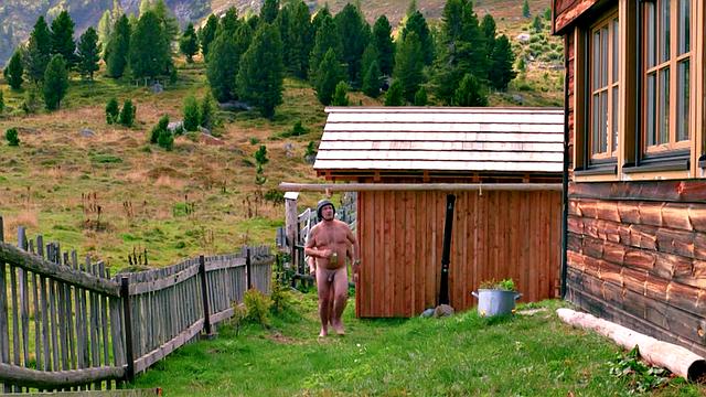 An Alien Invader For Lullu's