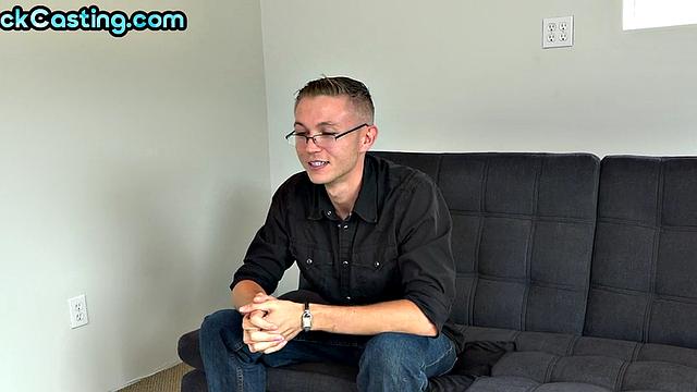 Casting amateur jerks in solo after giving interview
