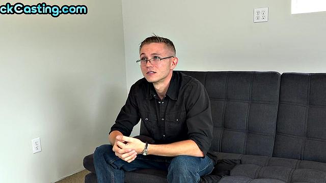 Casting amateur jerks in solo after giving interview