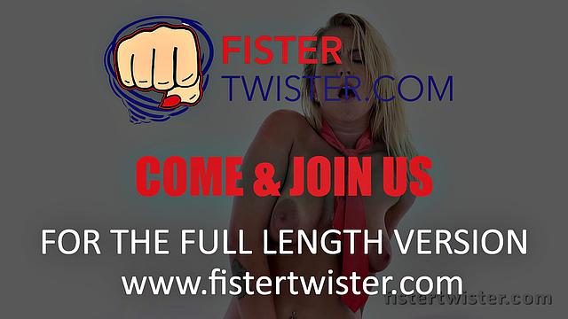 Fistertwister - Frantic fist fucking for blonde