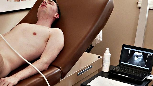 Petite guy assfingered on ultrasound at doctor's infirmary