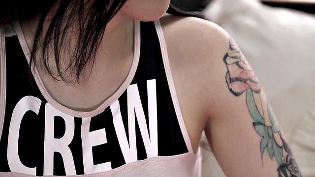 Old grandpa banging big-titted babe after deepthroat